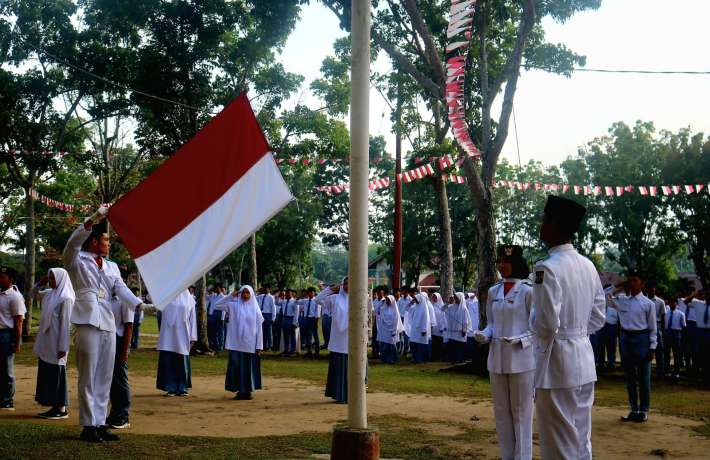 Khidmat SMA Muhammadiyah Bangkinang Gelar Upacara 17 Agustus 2025